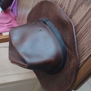Henschel Hat  Co Leather fedora hat, sz L